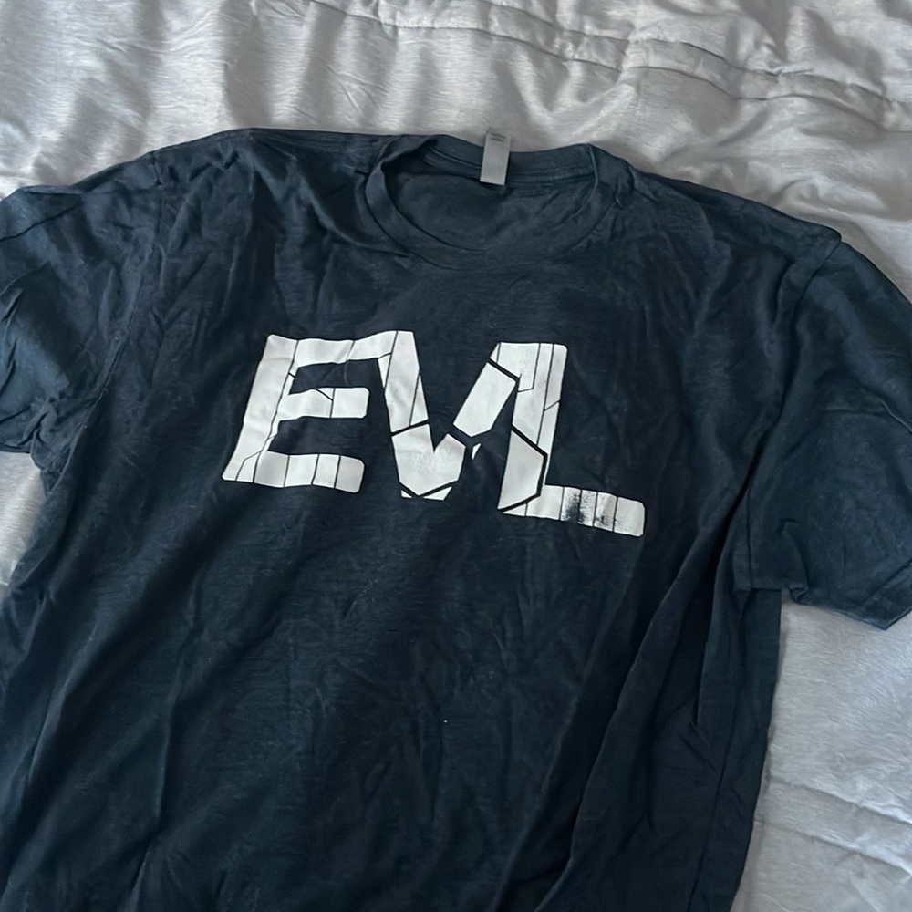 EVL gym shirt Large
